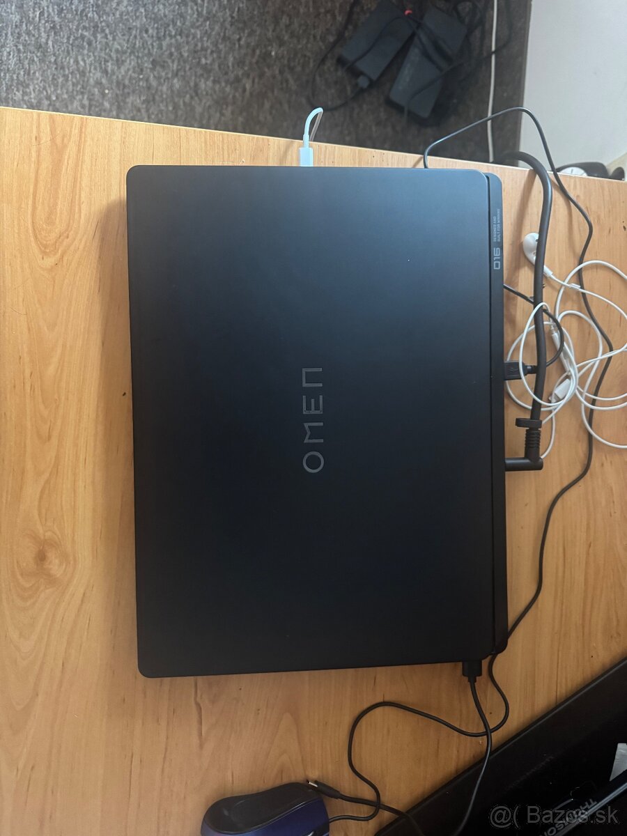 ZNÍŽENÁ CENA Herný notebook z podporou AI - 2