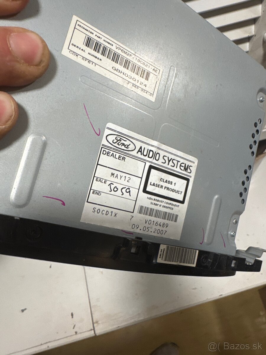 Predam autoradio Ford s meničom na 6cd pre ford smax 1.gen - 2