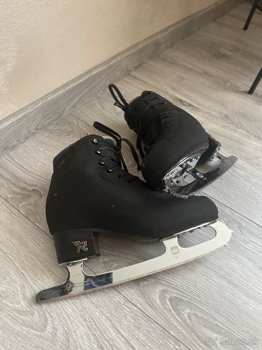 Korčule na krasokorčuľovanie - 2