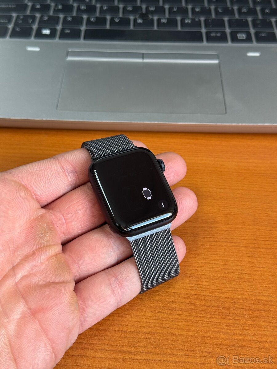 Apple Watch SE 2 44m - len odskúšané, 100% zdravie - 2