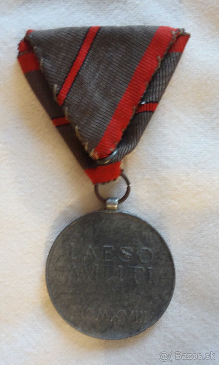 Medaila vyznamenanie R-U - 2