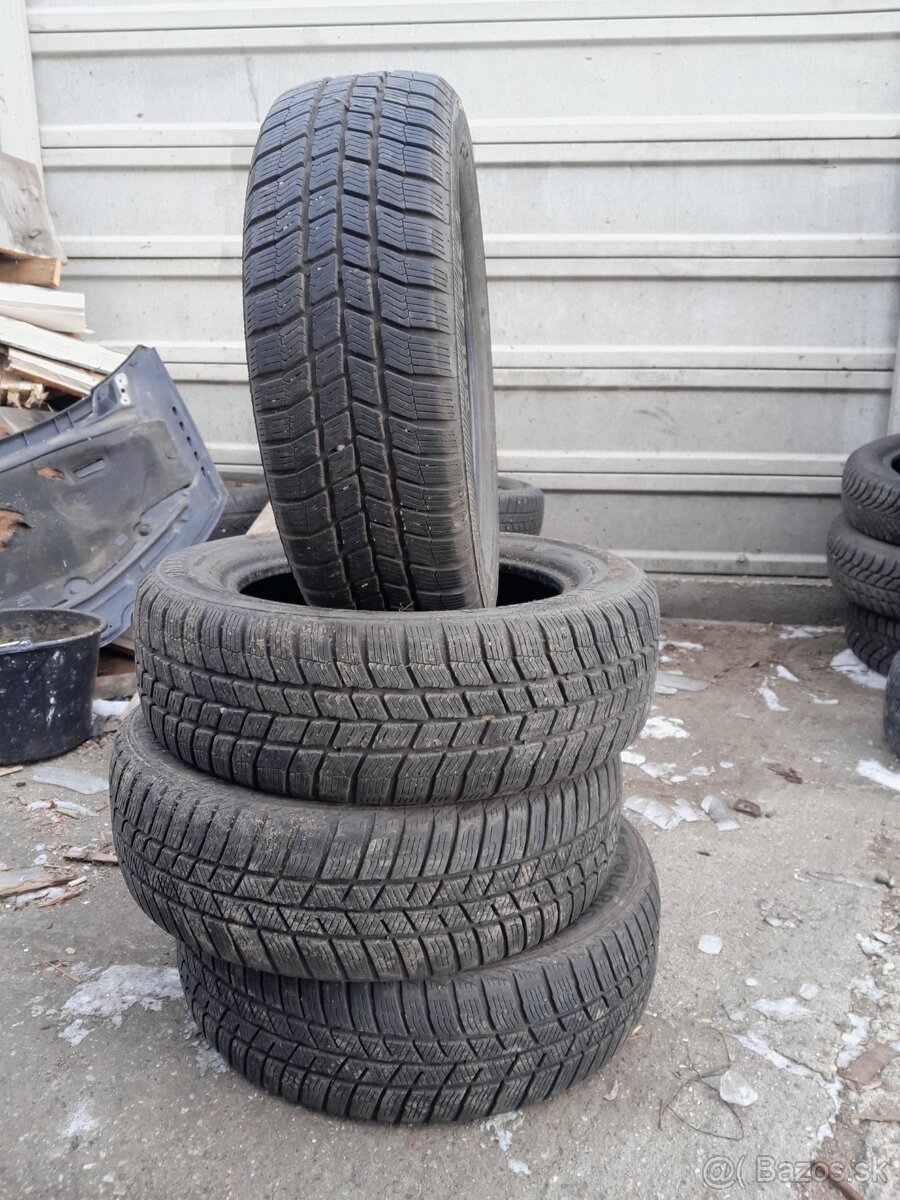 Zimné pneu barum 185/60 R15 - 2