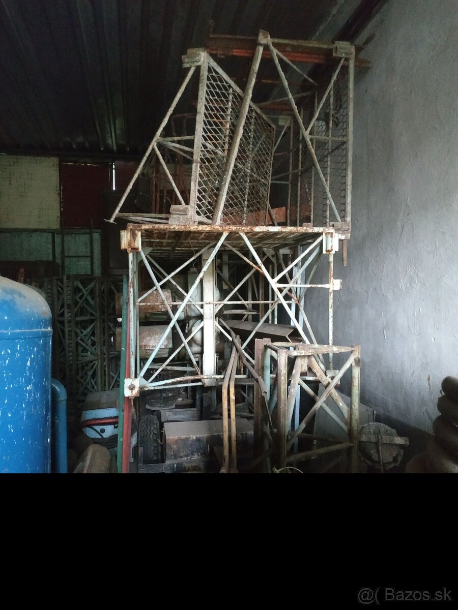 Stavebný výťah, plošinal Strojstav - 2