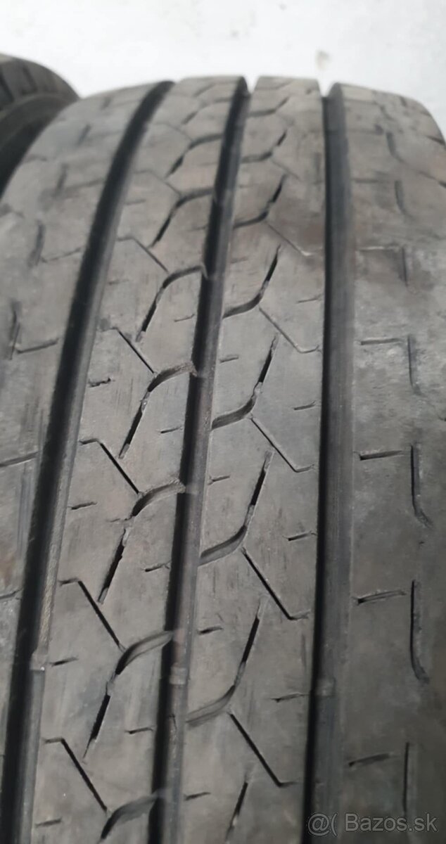 Pneumatiky na dodávku. - 2