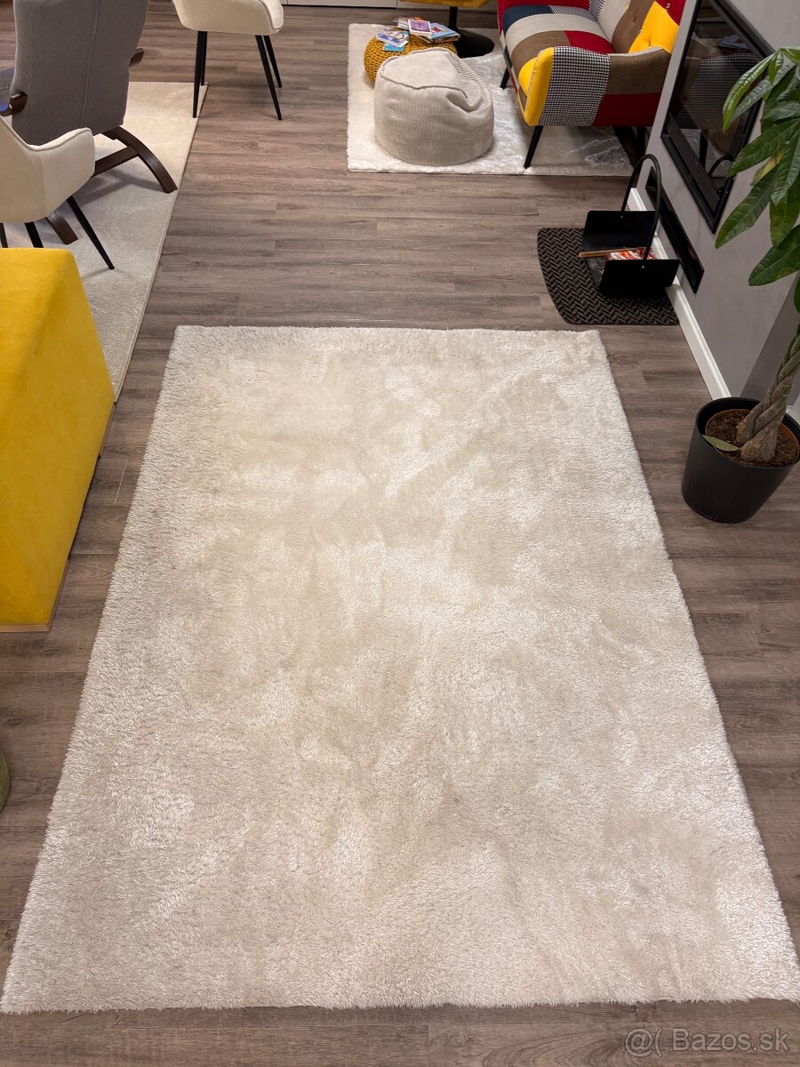 Predám huňatý koberec - 2