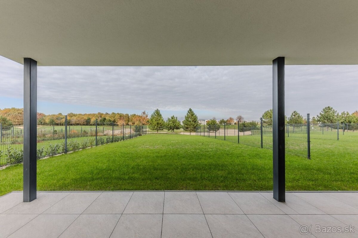 NA PREDAJ - nový, nezariadený 2-izbový byt so záhradou - Hru - 2