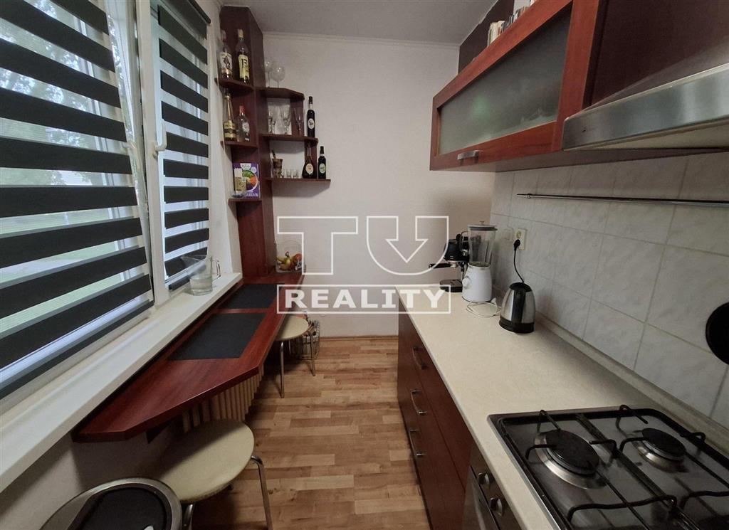 EXKLUZÍVNE-TU reality ponúka na predaj 2 izbový byt o... - 2