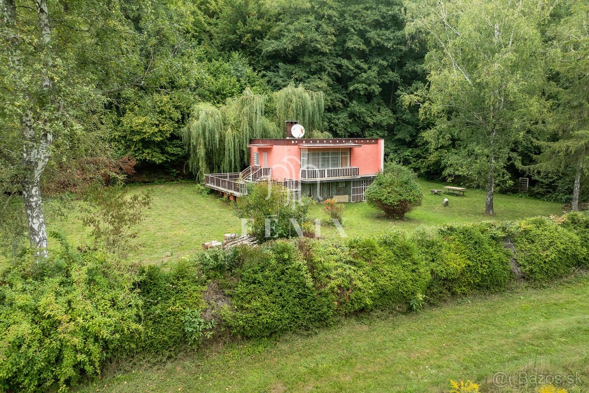 ZNÍŽENÁ CENA -Retro chata na Šugove vhodná na celoročné býva - 2