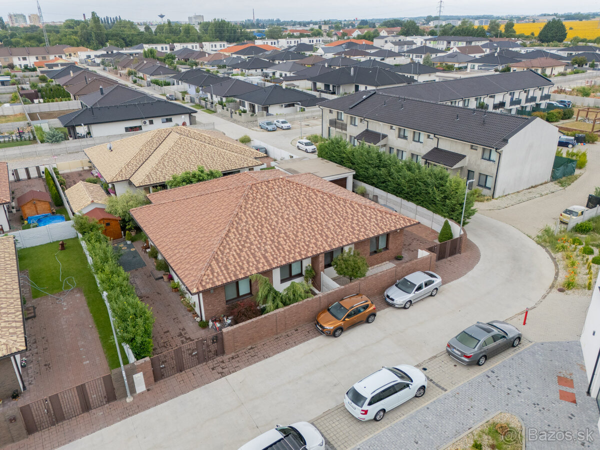 Na predaj 4-izbový rodinný dom v Galante - 2