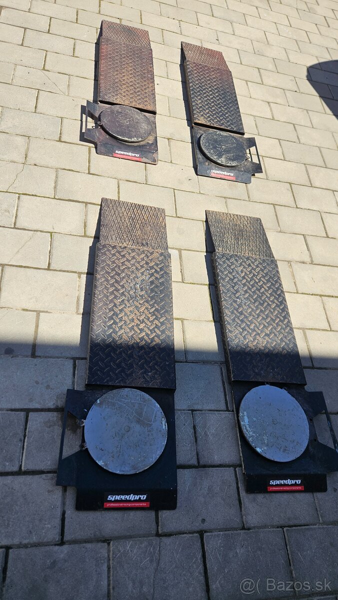 Predám otočné platne na geometriu. - 2