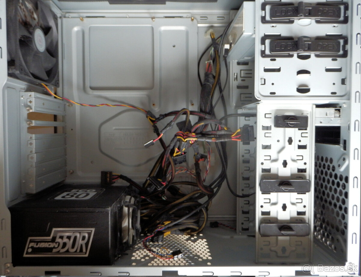 PC skrinka a iné komponenty - 2