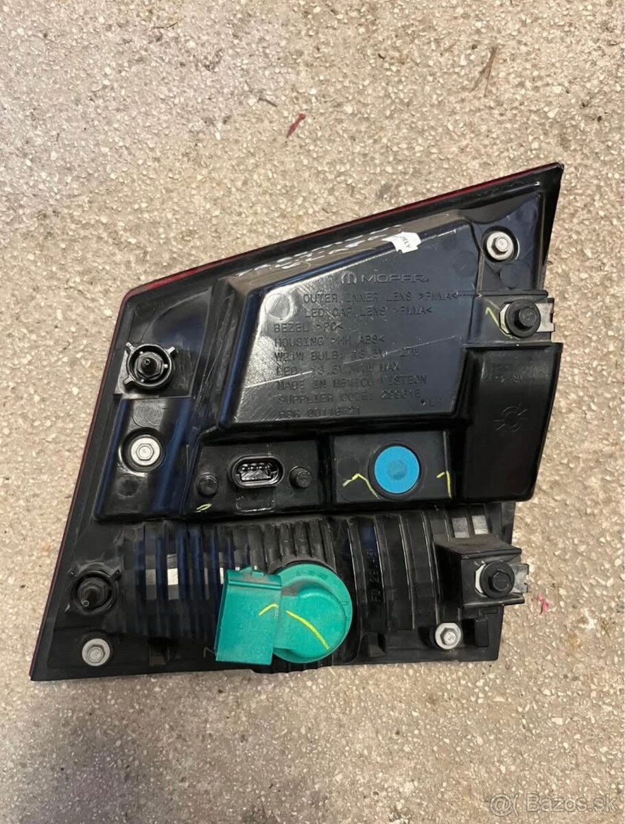 Fiat Freemont ľavé zadné svetlo - 2