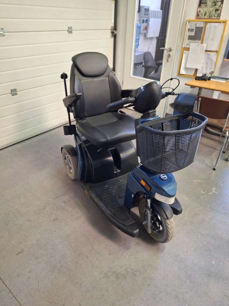 Elektrický invalidný vozík - 2