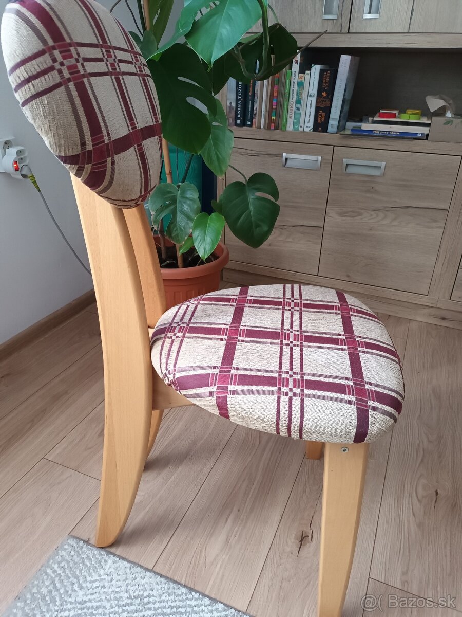 Jedálenské stoličky - 2