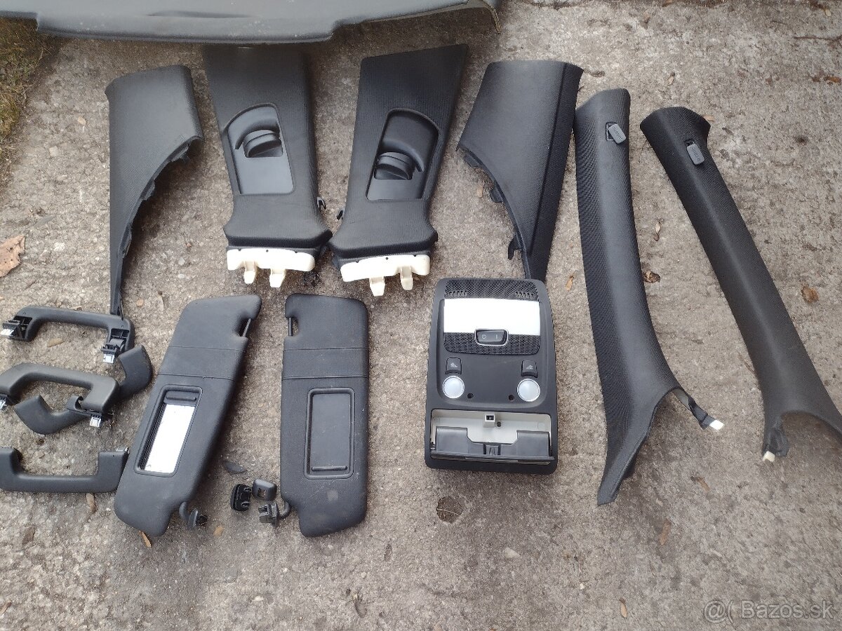 Audi A4 b8 sedan černá stropnice s plastama - 2