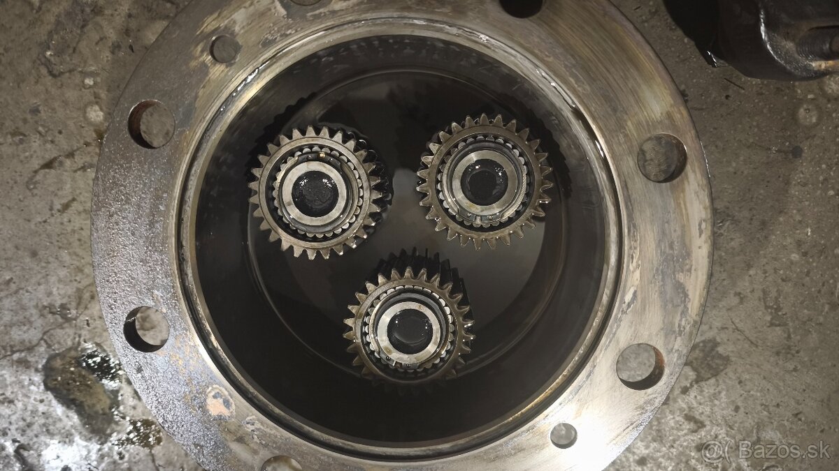 Reduktor kolesa na nápravu Dana spicer - 2