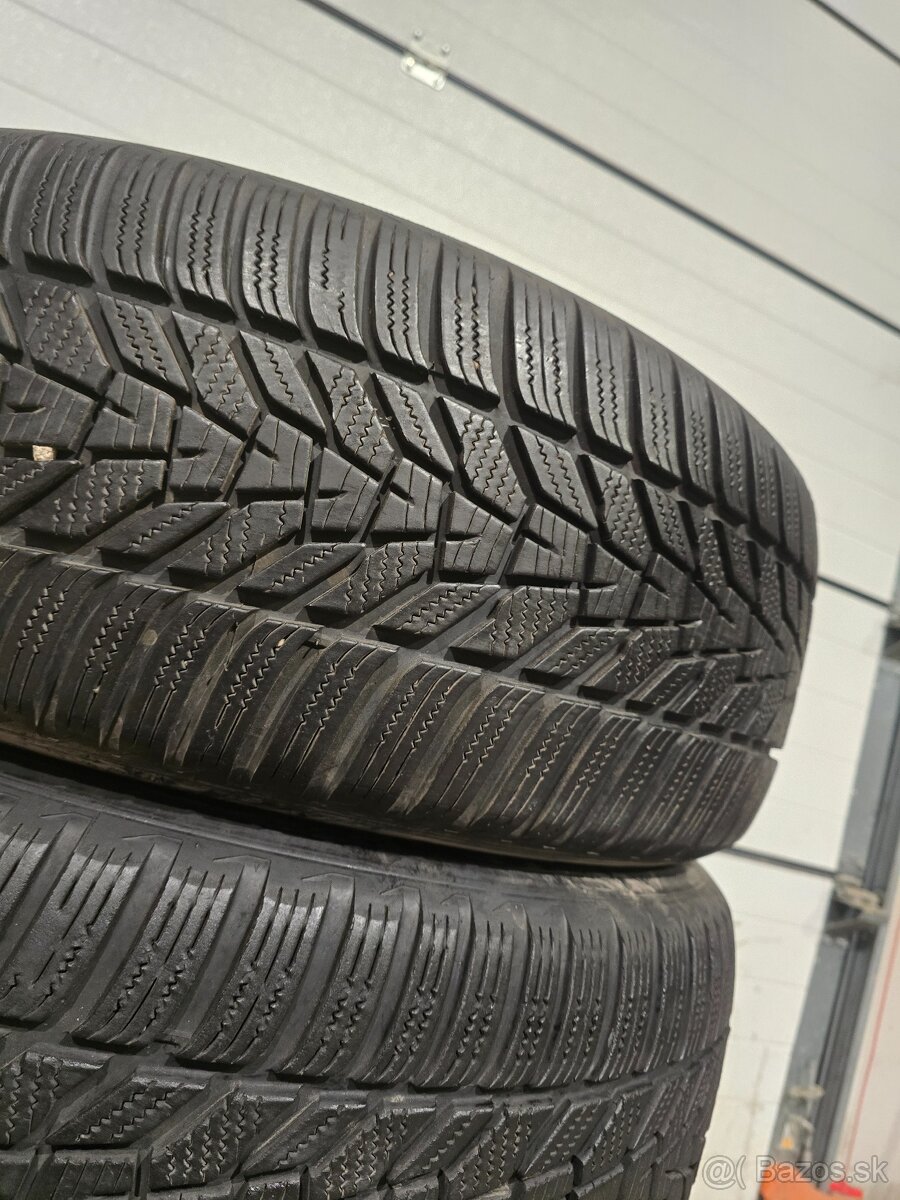 Zimné Pneu Hankook 235/55 R19 - 2