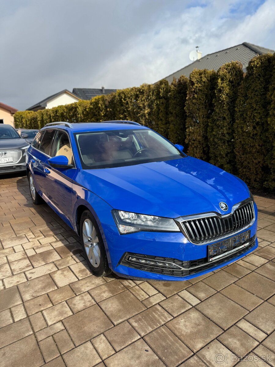 Škoda Superb combi 2.0TDI DSG Style - 2