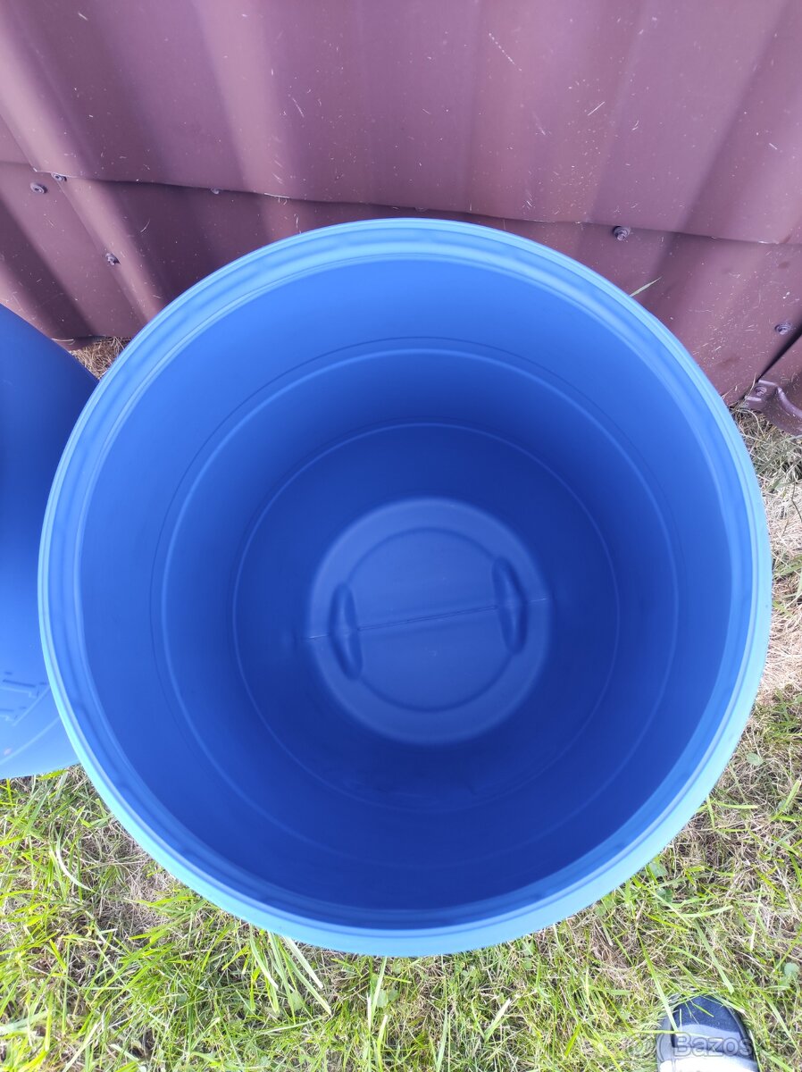 Plastové sudy 120 l - 2