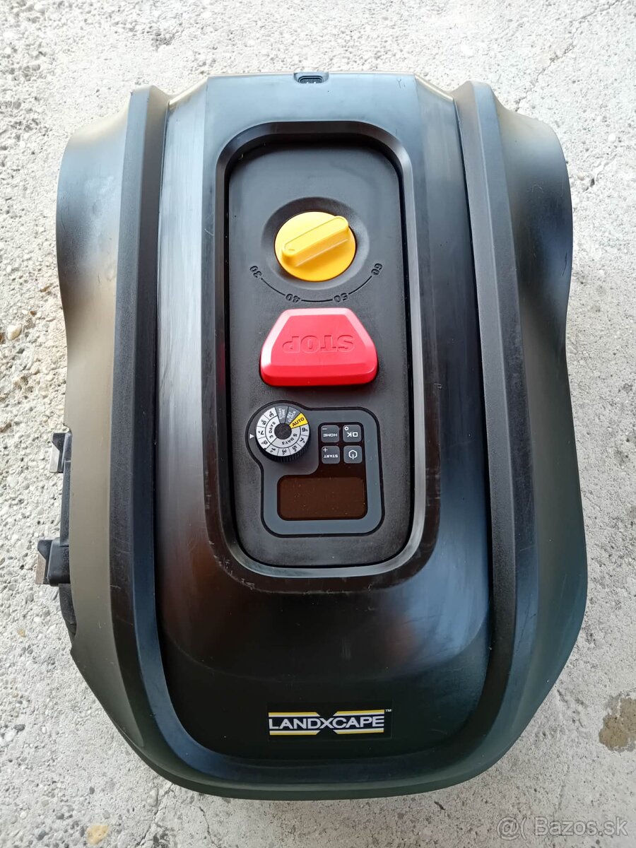 Robotická kosačka Landxcape LX835 (800m2) - 2