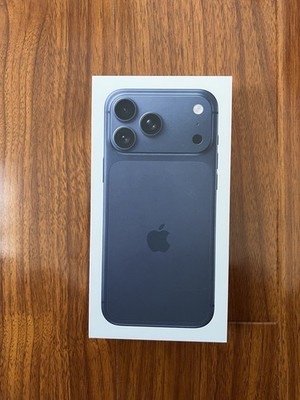 Predám Iphone 17 pro max - 2