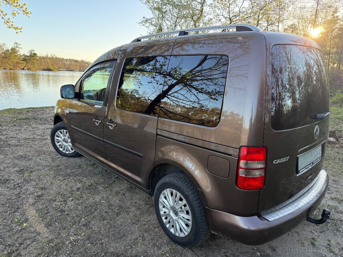 VW CADDY HiGHLINE - 2