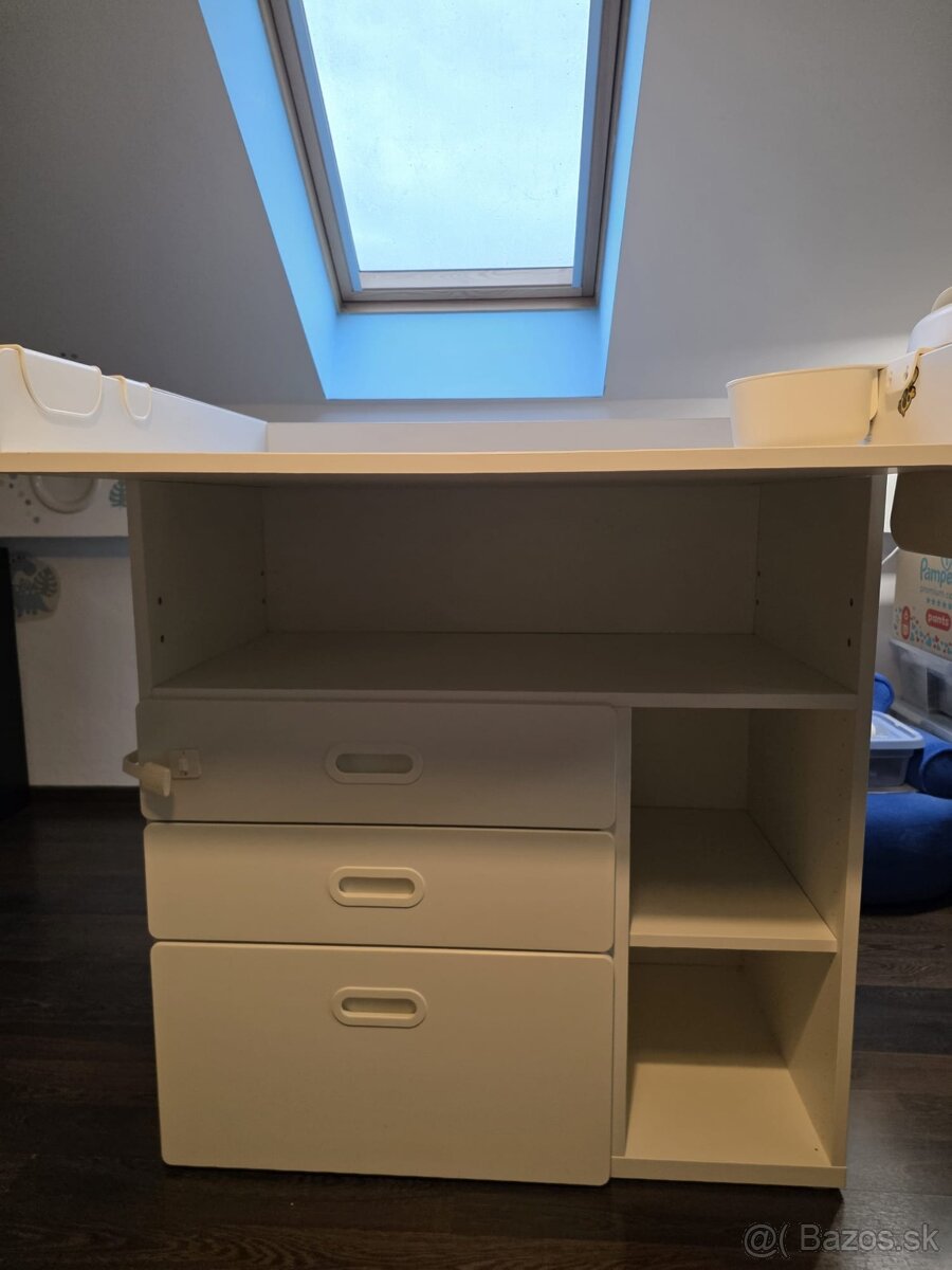 prebalovaci pult IKEA smastad - 2