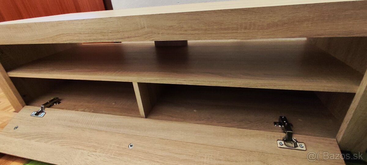 Stolik pod TV - 2