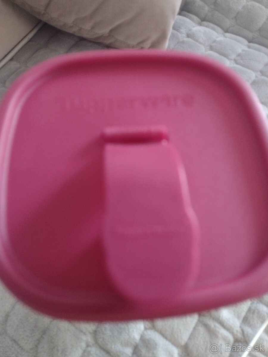 Tupperware nádoba s výlevným vekom - 2