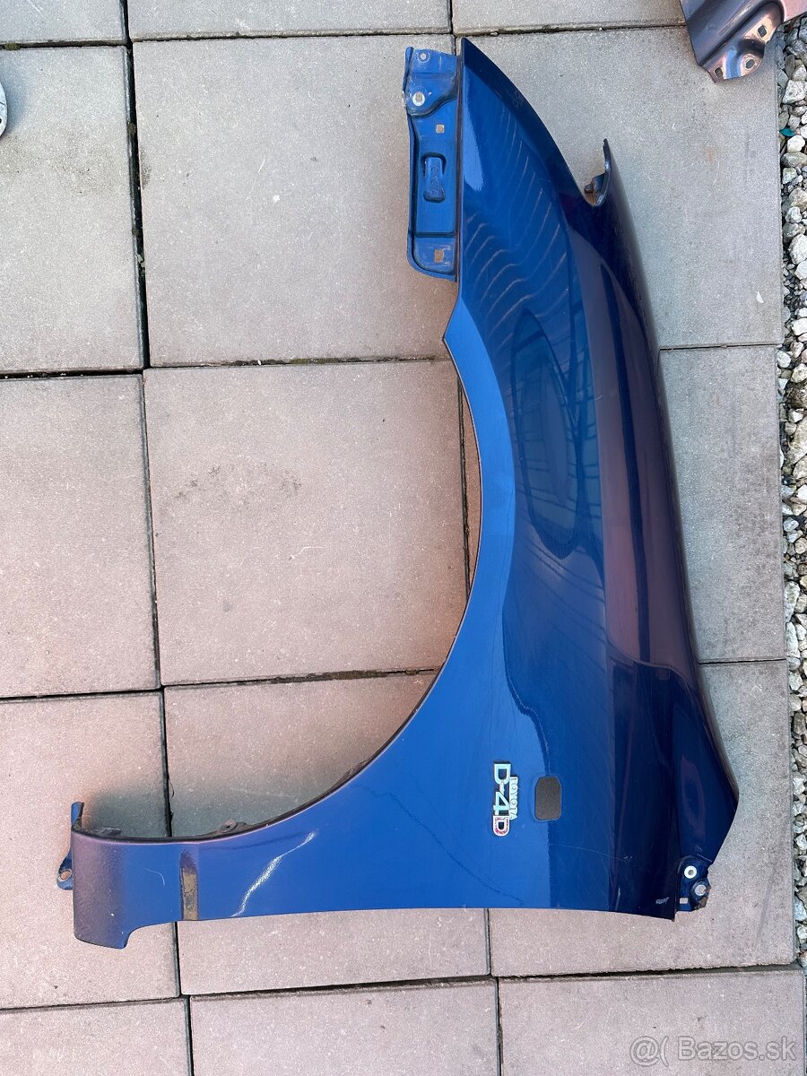 Predam blatník ľavý Corolla e12 2002-2007 hatchback - 2