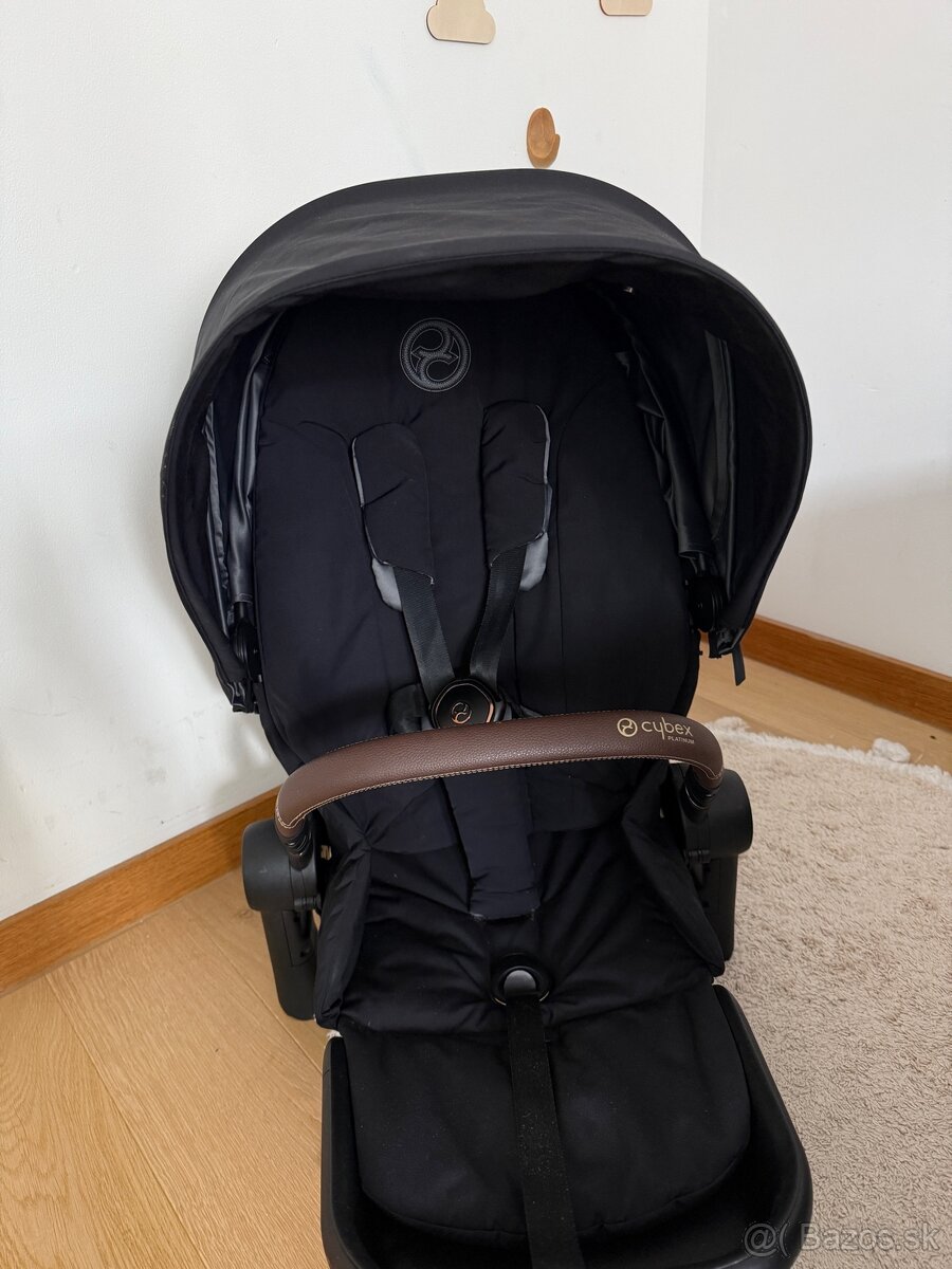 Cybex priam 4.0 športové sedenie s poťahom deep black - 2