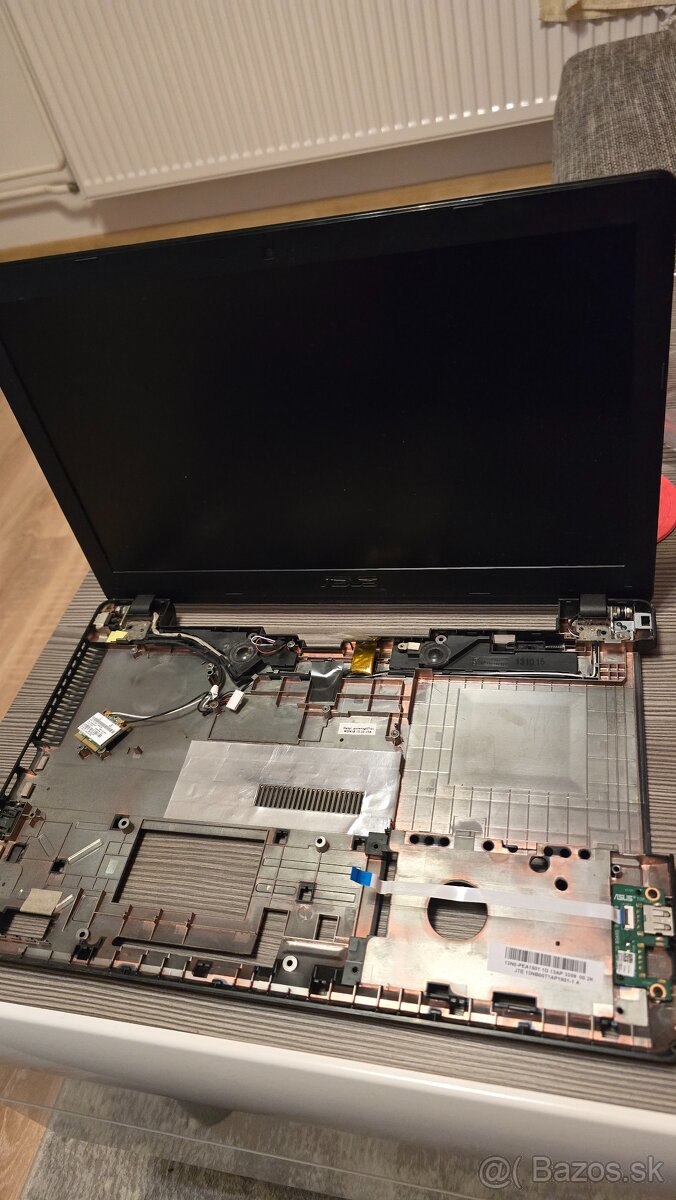 Asus K550L - 2