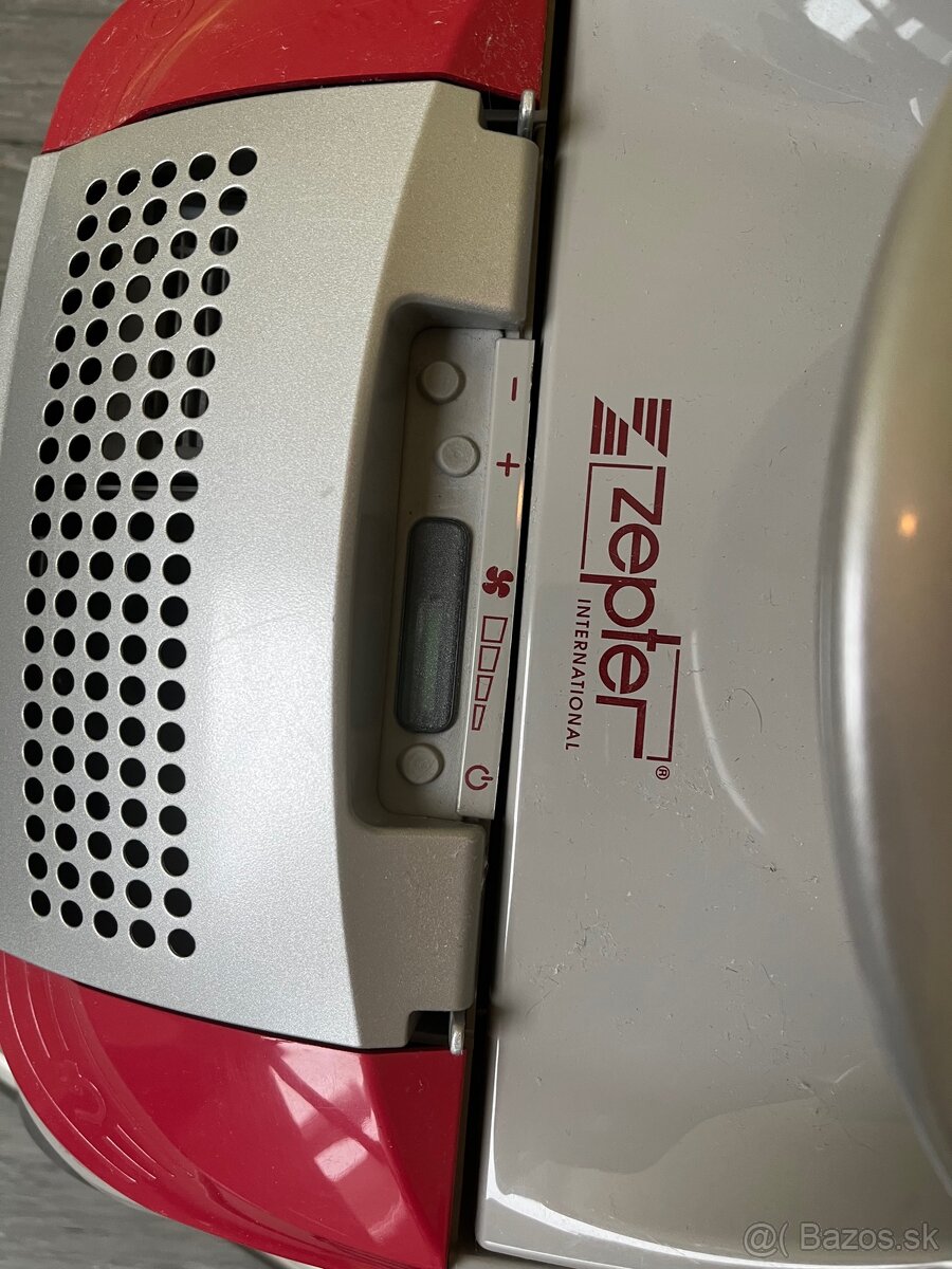 Vodný bezpracový vysávač - 2