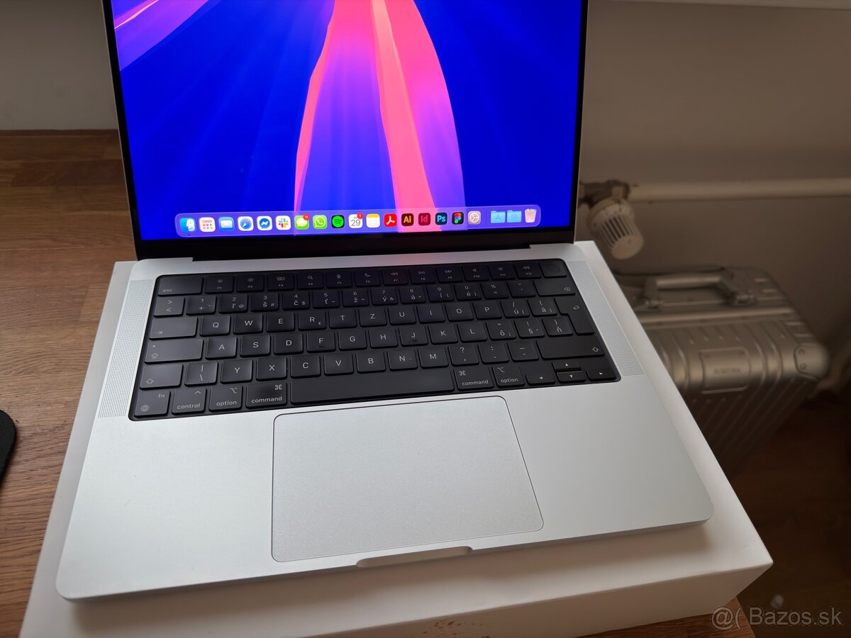 Macbook Pro 14” M1 PRO 16GB - 2