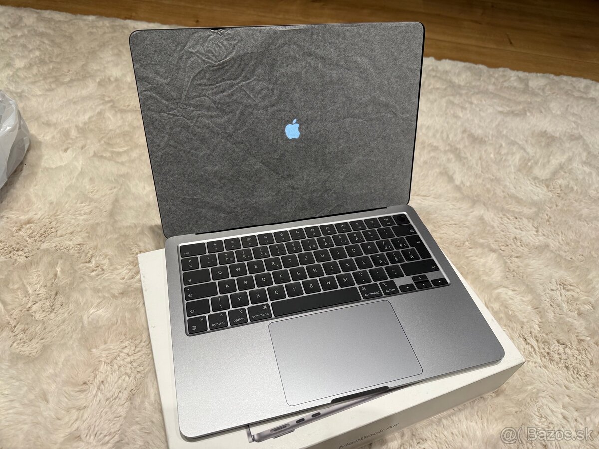 Apple Macbook Air m3 13” 8GB/256GB SSD space gray - 2