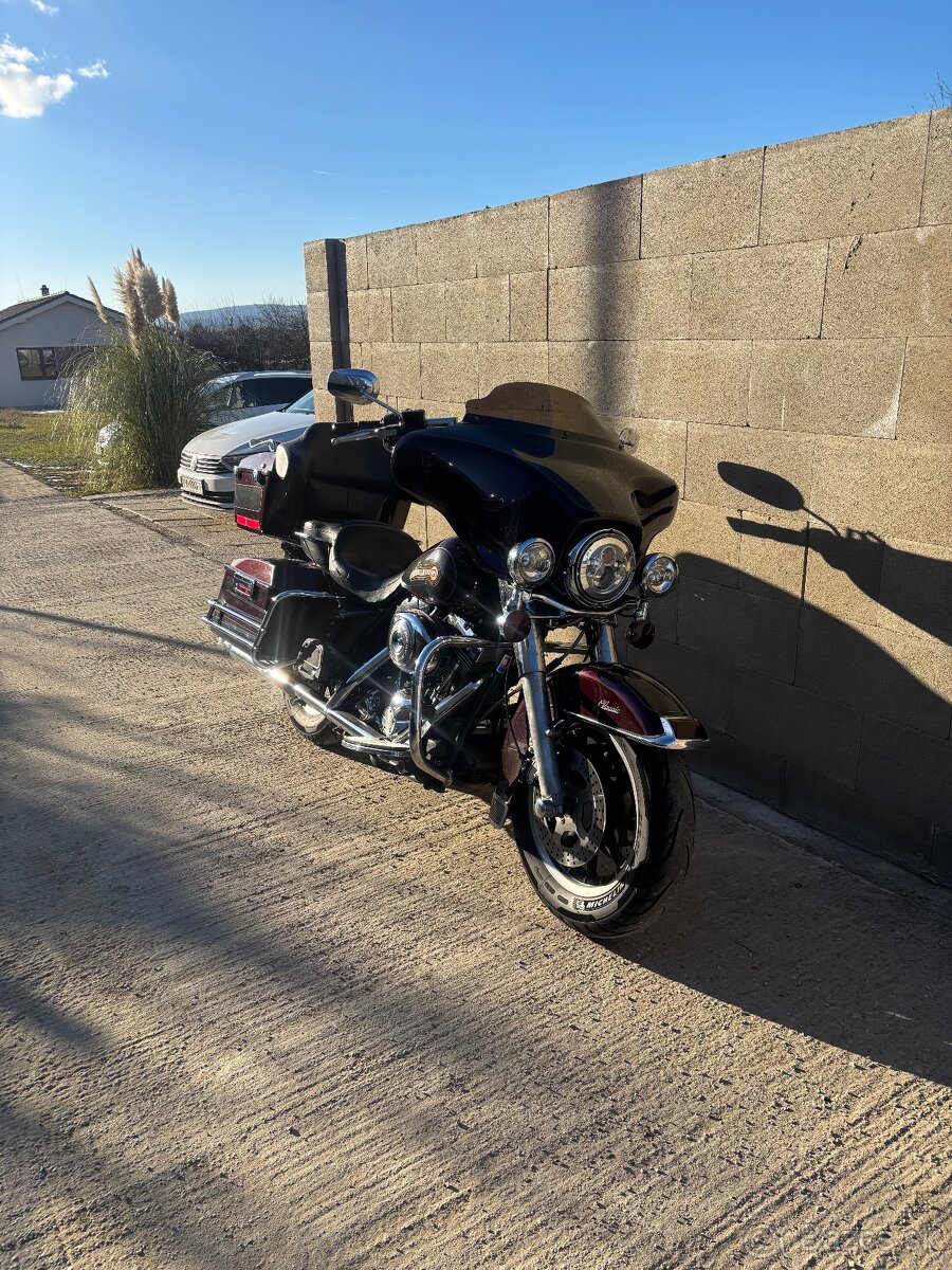 Harley Davidson FLHTC - 2