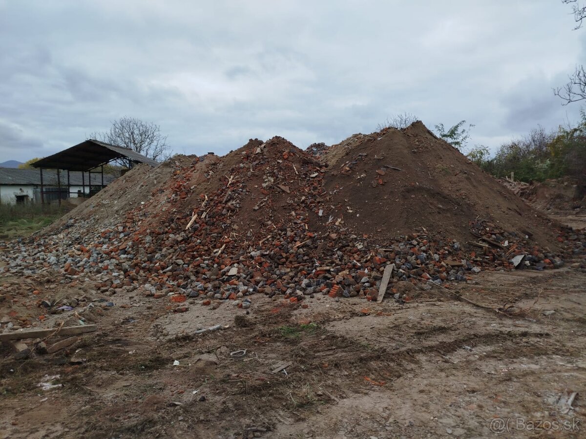 Stavebná suť - zasypovy materiál/recyklat - 2