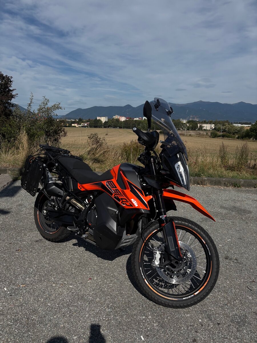 KTM 890 Adventure - 2