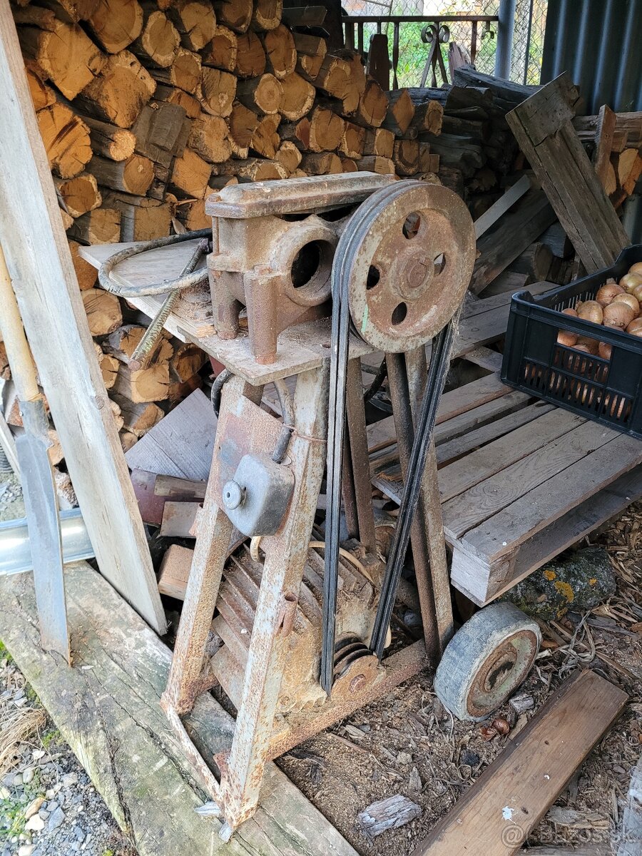 Štiepačka na drevo - 2