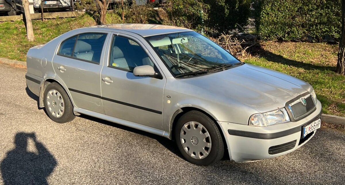 Skoda Octavia 2002 1.6 Benzin - 2