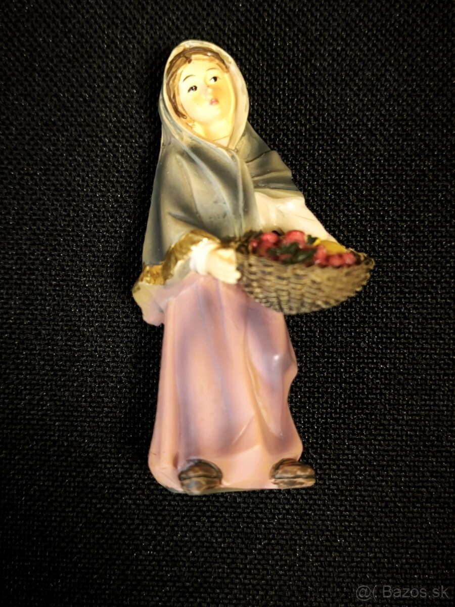 Figúrka do betlehema, žena z ovocím - 2