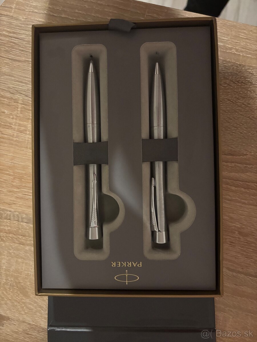 Parker EST. 1888 - 2