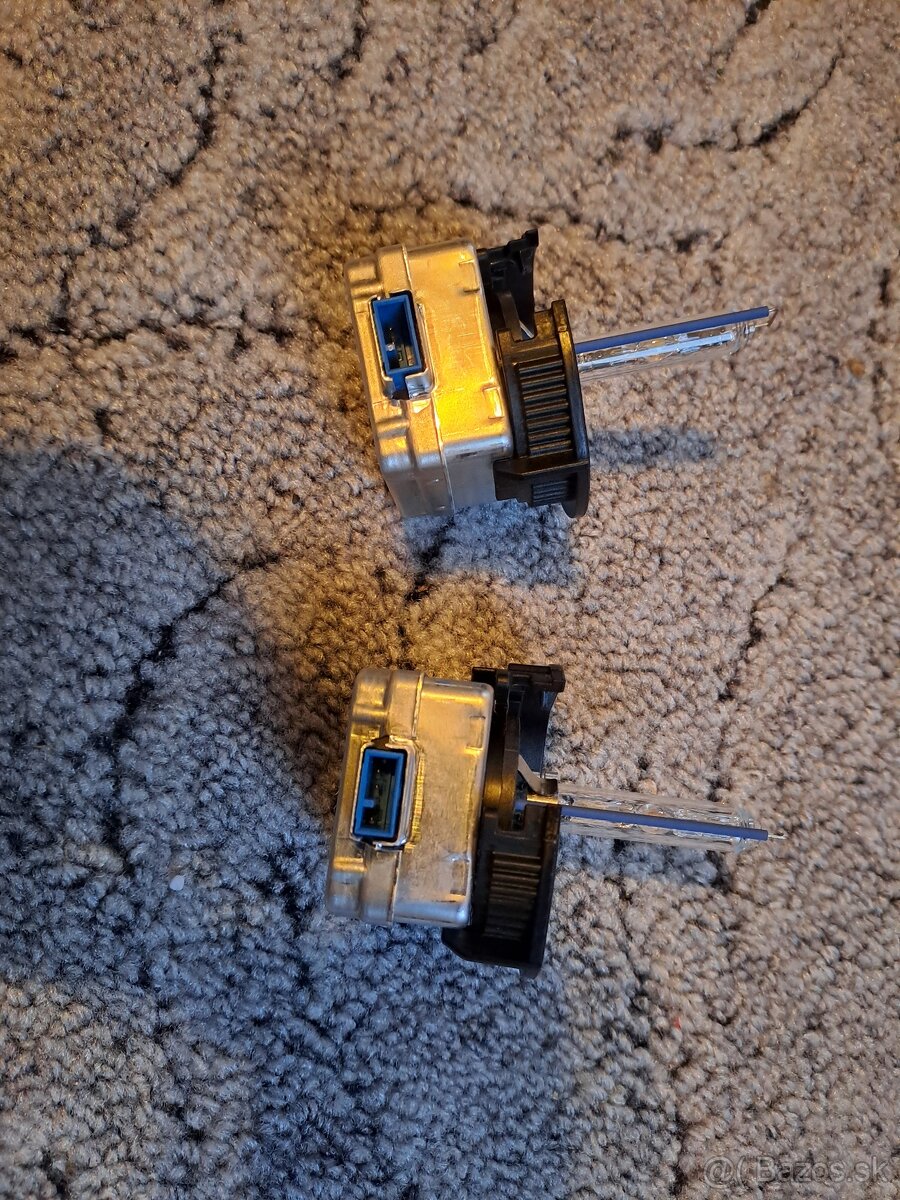 Predam xenonove vybojky d8s - 2