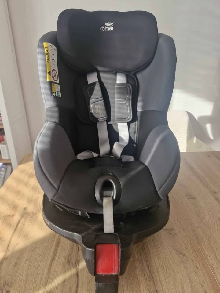 BRITAX RÖMER DUALFIX – otočná autosedačka - 2