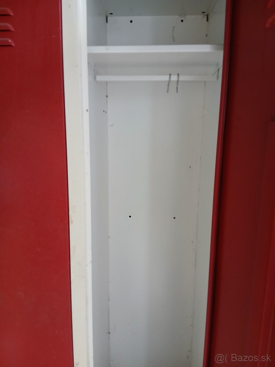 Plechova skriňa - 2