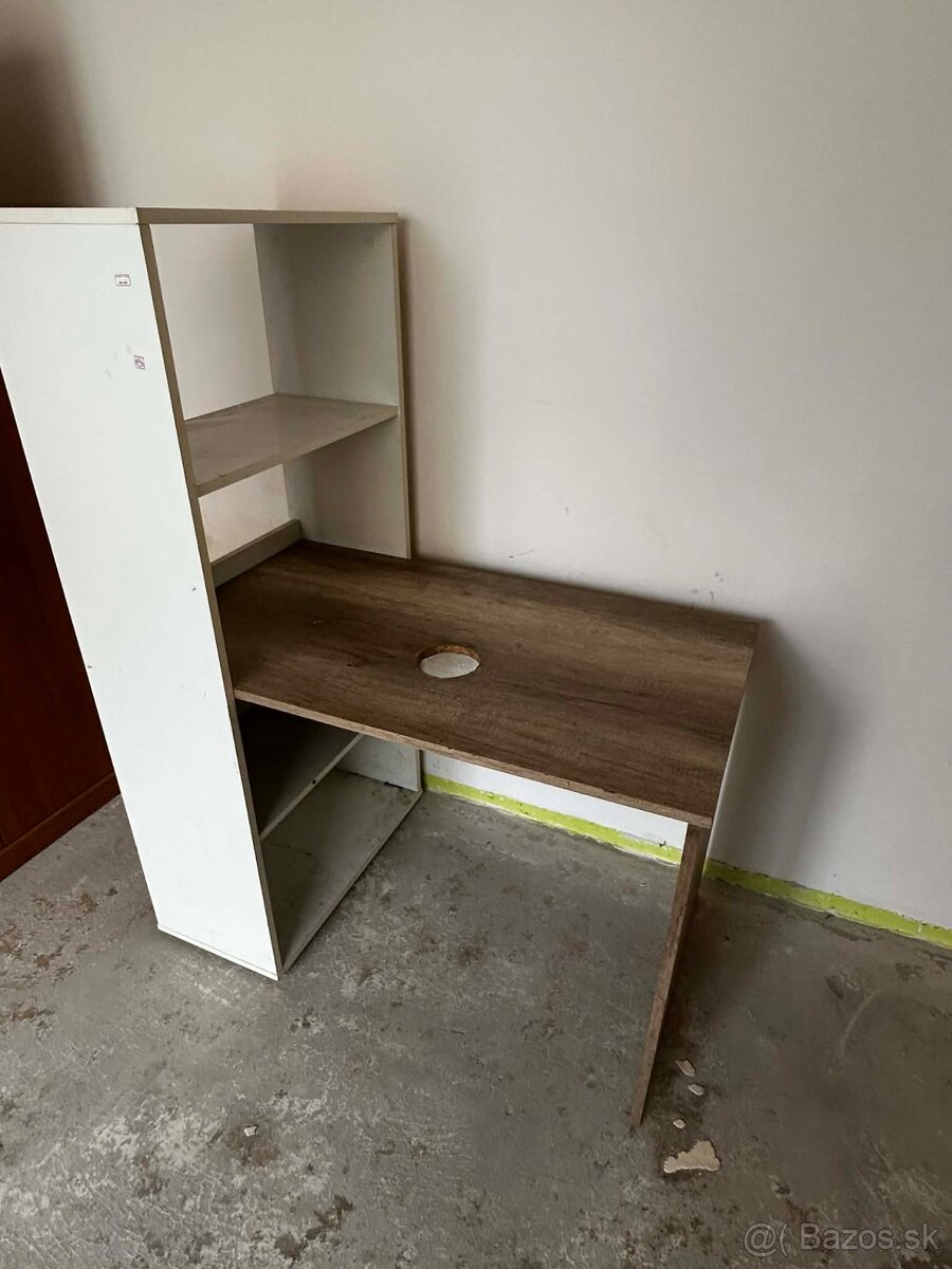 Predám kozmetiky stolík - 2