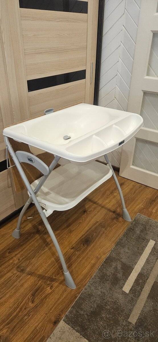 Prebaľovaci pult - 2