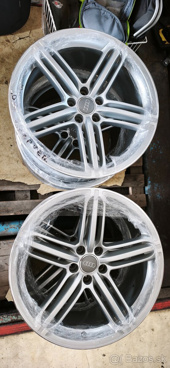 Audi pompmey R20 et 37 9J - 2