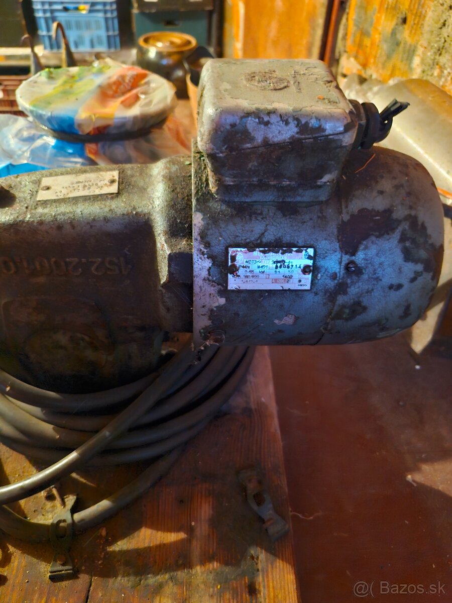 Predam 32 mlynček na mase - 2