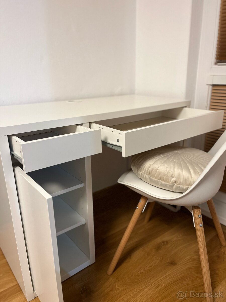 PREDÁM SET - stolík aj stolička s podložkou - 2